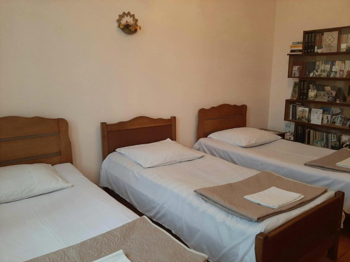 Nitsa Guest House Gori Dış mekan fotoğraf