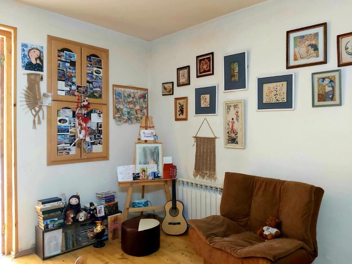 Nitsa Guest House Gori Dış mekan fotoğraf
