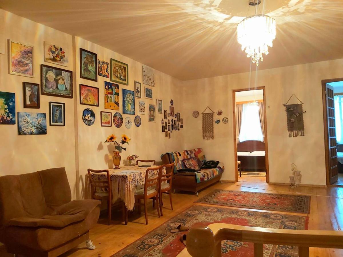 Nitsa Guest House Gori Dış mekan fotoğraf