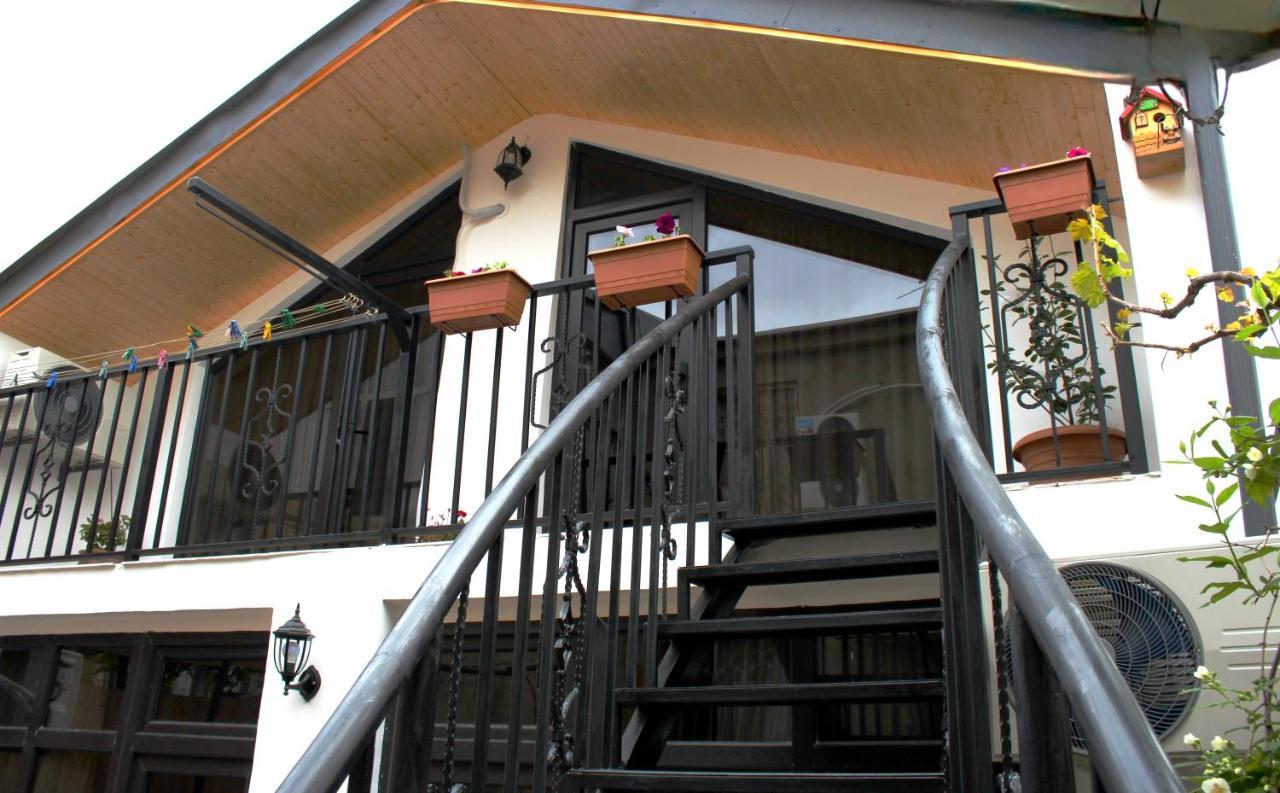 Nitsa Guest House Gori Dış mekan fotoğraf