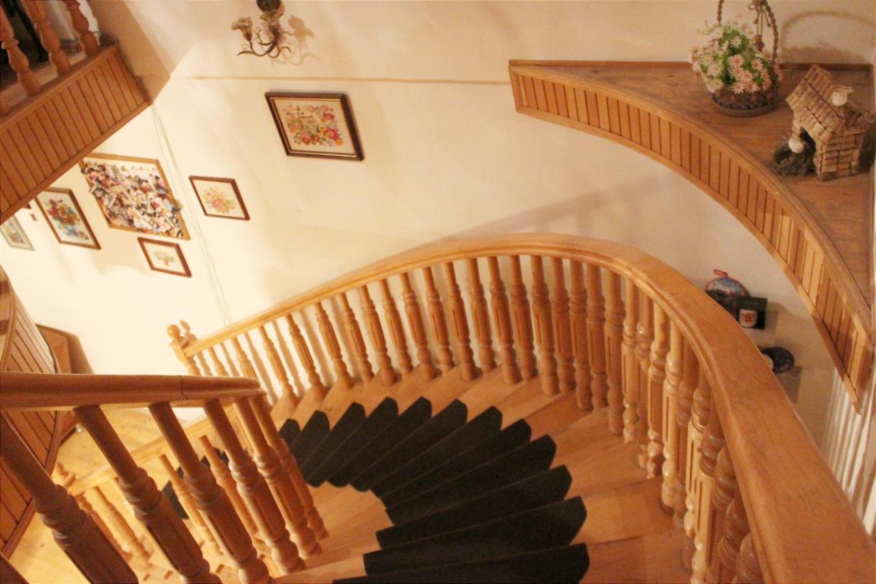 Nitsa Guest House Gori Dış mekan fotoğraf