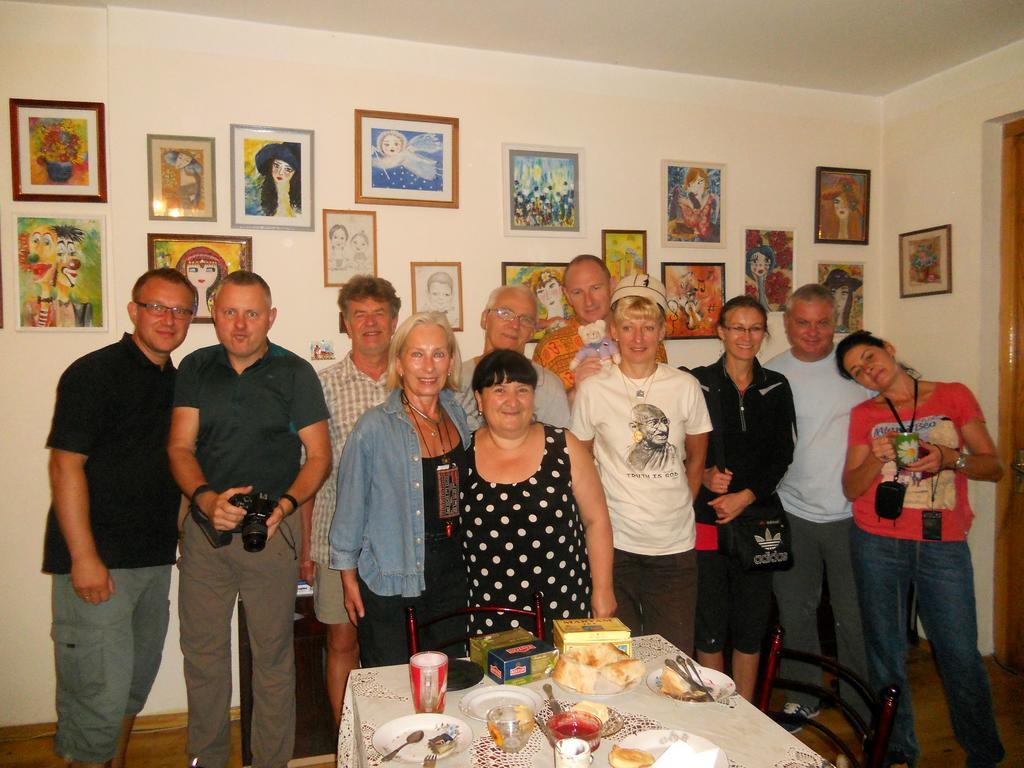 Nitsa Guest House Gori Dış mekan fotoğraf